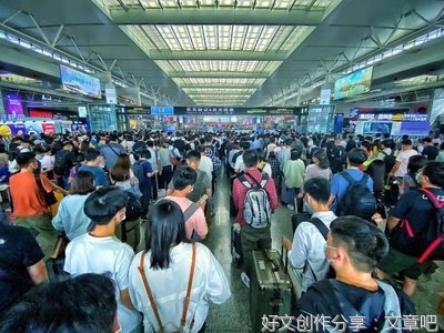 铁路国庆黄金周运输全面启动 预计发送旅客1.27亿人次