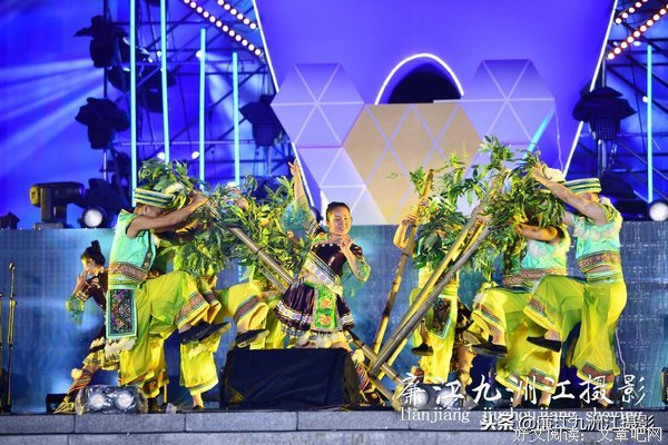 朝槿社会实践队研究廉江红橙的第五天