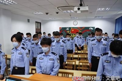 铁肩担道义，铮铮英雄骨