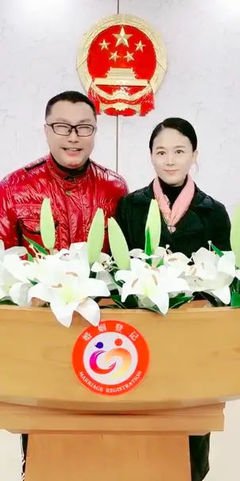 不珍惜你的人，你不必强求