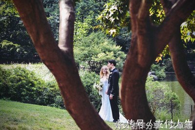爸爸生病住院，弟弟说没时间回来，隔几天发现弟媳妇晒全家旅游照
