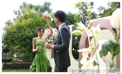 丈夫住院，妻子发现卡里余额不足，得知钱的去处后：没钱，别治了