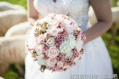 妻子把婚前房给亲女儿，再婚丈夫把工资卡给自己儿子，二婚又要离