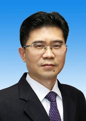 初中学历娶博士老婆，婚后想离婚：门不当户不对的婚姻，很难幸福