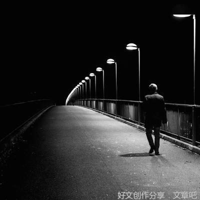 许多人不愿意独处，其实是不愿意面对自我