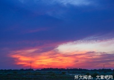 落日余晖映晚霞