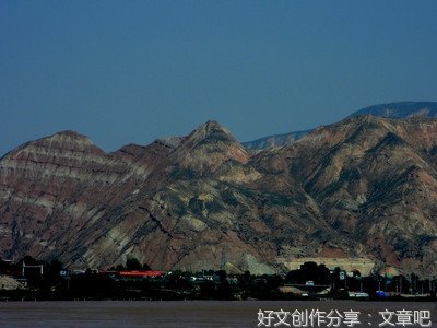 山里的那条河