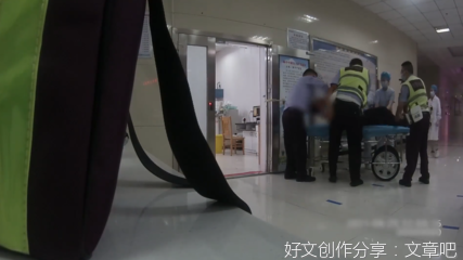 荒唐的闹剧