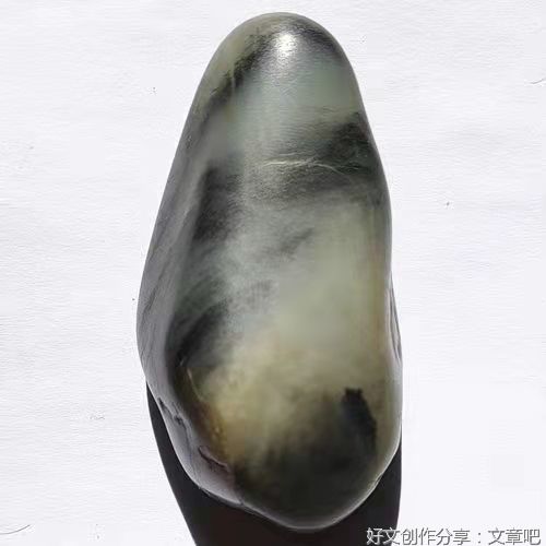67 怀中的玉坠