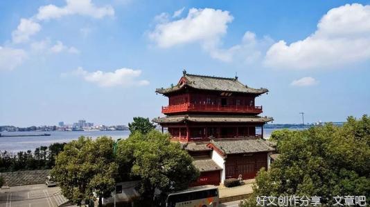 浔阳江边浔阳楼
