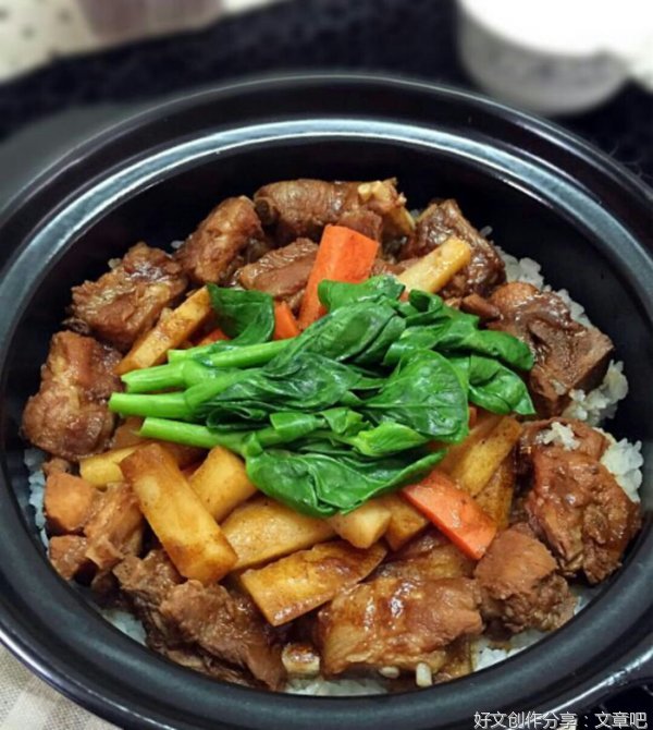 台风天里的热气腾腾——广式腊味煲仔饭