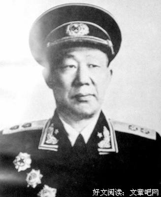 这位开国中将名气不大，却相继担任过海陆空三军司令